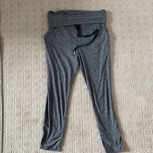 Beyond Yoga lightweight midi swegging